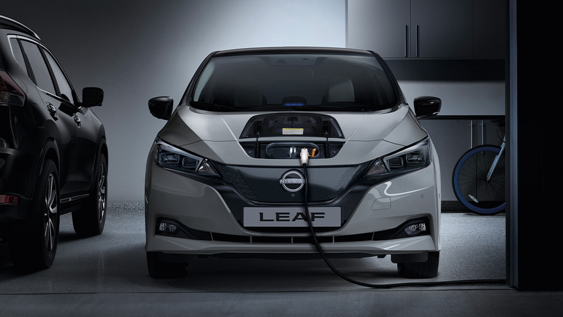 SOME 2022 NISSAN LEAF1